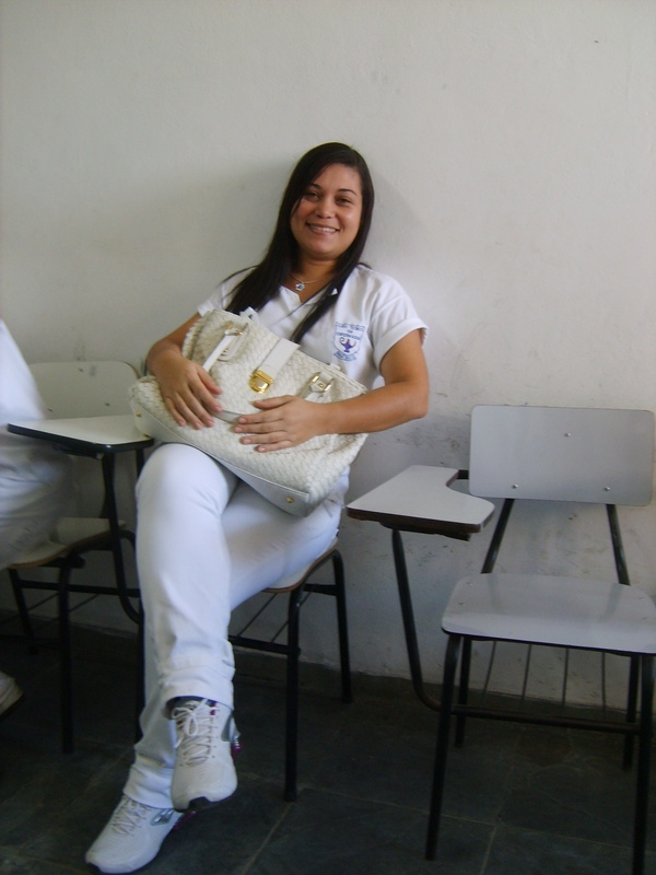 Date this attractive Brazil girl Naia from Salavdor BR2851