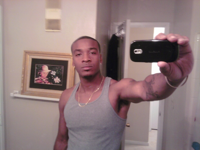 Date this young Colombia man CO3915 from marietta CO3915