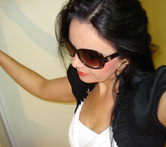 Date this voluptuous Brazil girl Dyna from SÃ£o Paulo BR2911