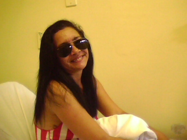 Date this attractive Brazil girl Motora from Santana BR2918