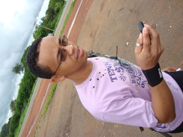 Date this tall Brazil man Eron from Goiania BR2922