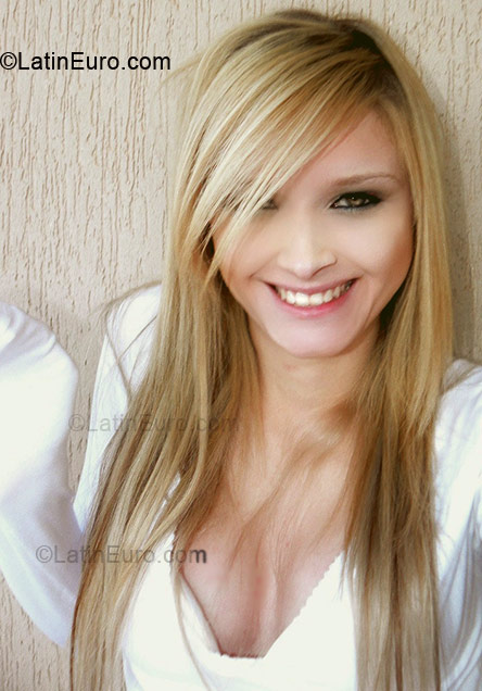 Date this georgeous Brazil girl Bella from Umuarama BR4734