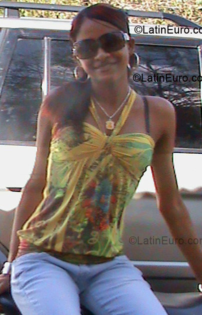 Date this hard body Dominican Republic girl Milka pujols am from sancristobal DO4277