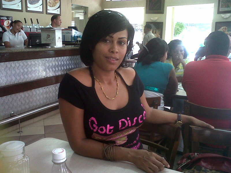 Date this sultry Dominican Republic girl Alba iris fortuna from Santo Domingo DO4296