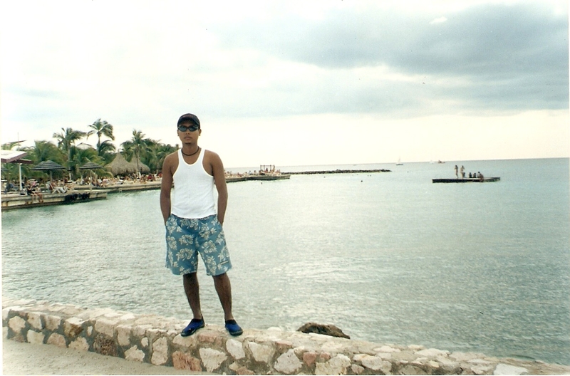 Date this tall Colombia man DANY from Palmira CO4359