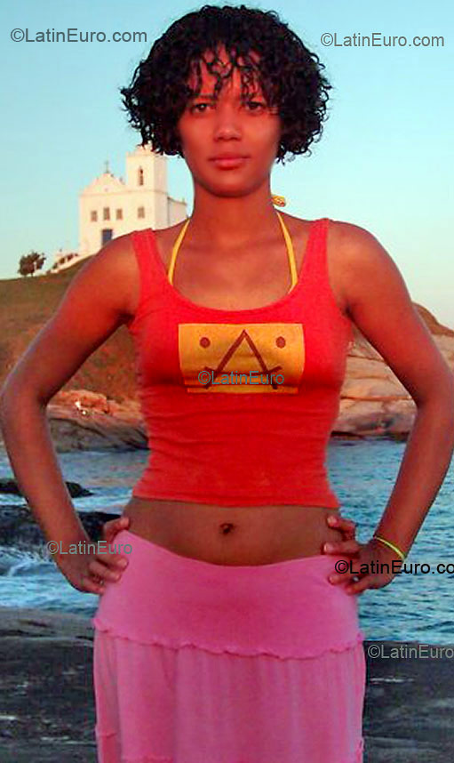 Date this stunning Brazil girl Renata from Sao Paulo BR3184