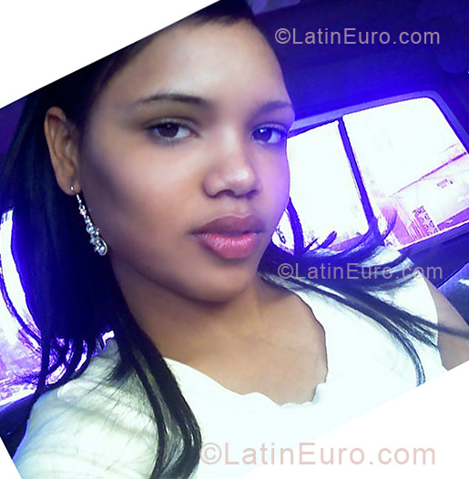 Date this sultry Dominican Republic girl Pamela Del Carmen from Puerto Plata DO4618