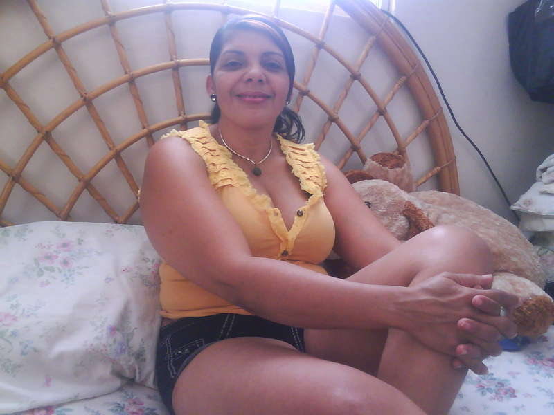 Date this lovely Dominican Republic girl Mildred guzman from Santiago DO4625