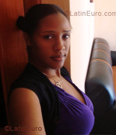 Date this funny Dominican Republic girl Anna margareth from San Pedro De Macoris DO4648