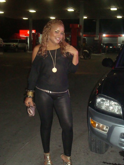 Date this happy Dominican Republic girl Francelina from Santo Domingo DO4670