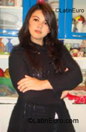 Date this gorgeous Brazil girl Andrea from Sao Paulo BR6285