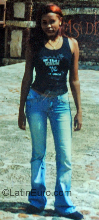 Date this young Dominican Republic girl Yeny from San Pedro de Macoris DO4743