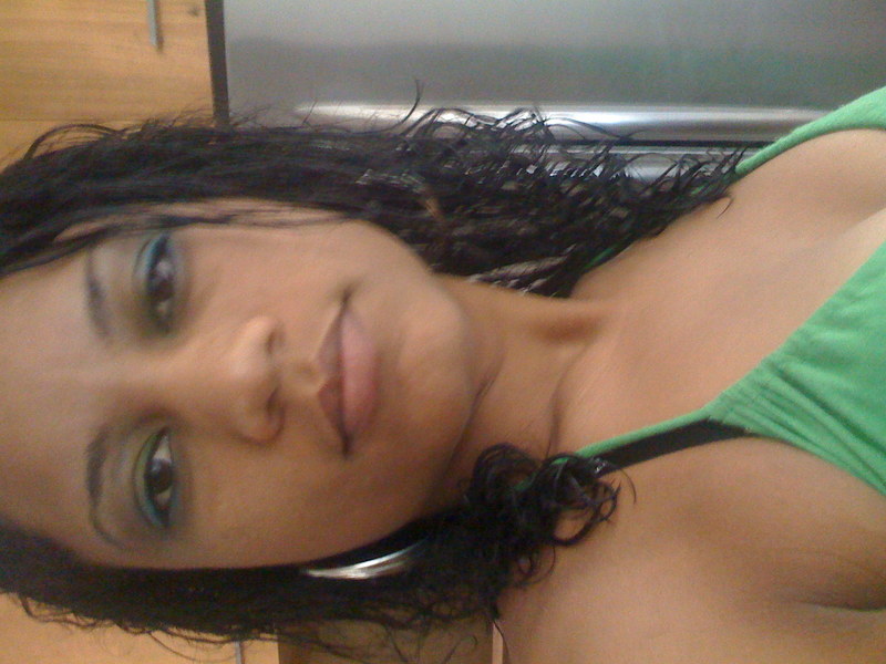 Date this funny Dominican Republic girl Claudia from Santiago DO4761