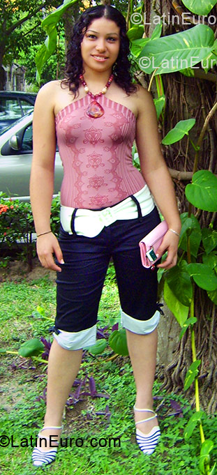 Date this athletic Mexico girl Ana Laura from Monterrey MX173