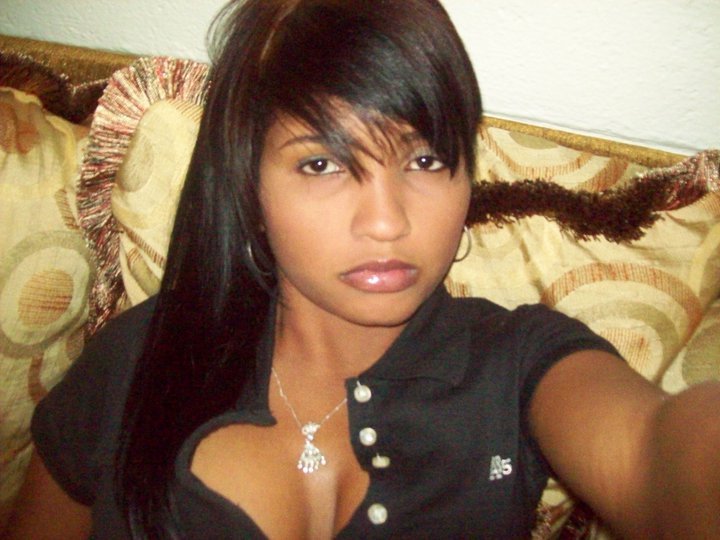 Date this attractive Dominican Republic girl Carolin from La Romana DO4844
