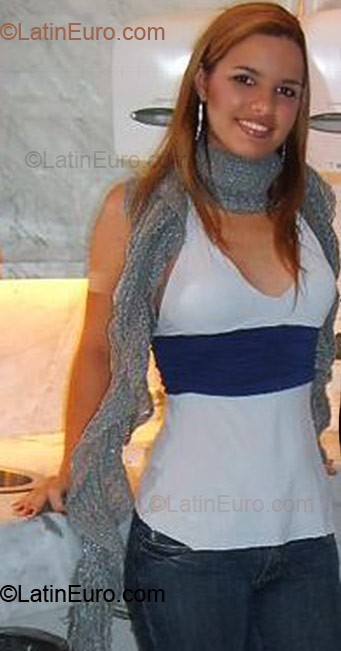 Date this beautiful Brazil girl Ana Claudia from Joao Pessoa BR3396