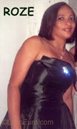 Date this cute Brazil girl Roze from Ilheus BR3407