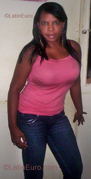 Date this young Dominican Republic girl Melania from San Francisco De Macoris DO4944