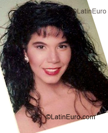 Date this pretty Brazil girl Darla from Rio de Janeiro BR3470