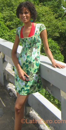 Date this exotic Dominican Republic girl Dharianny maria from Maria Trinidad Sanchez DO5020