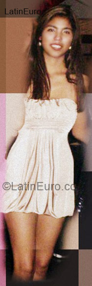 Date this pretty Peru girl Estefany from Lima PE328