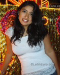 voluptuous Peru girl Jhanira from Lima PE338