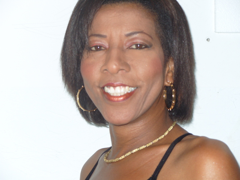 Date this athletic Venezuela girl Yamelis from Caracas VE45