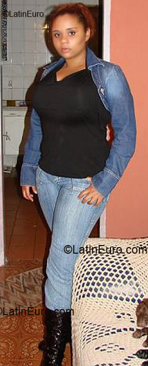 Date this stunning Brazil girl Stefanie from Sao Paulo BR3719