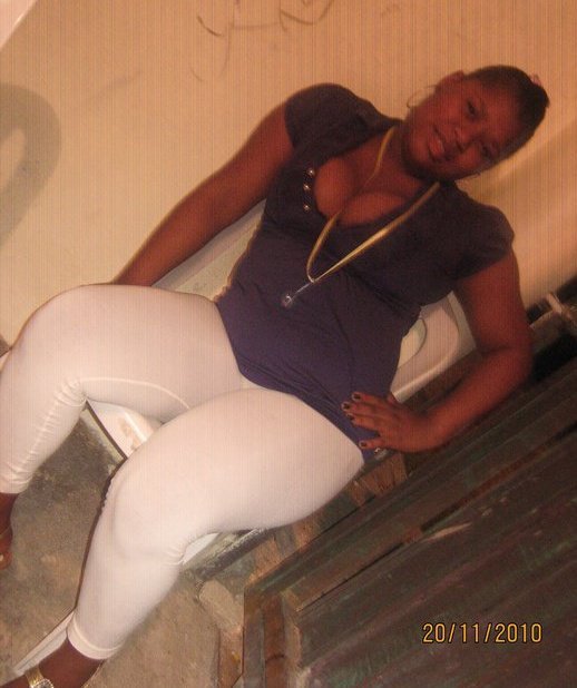 Date this charming Dominican Republic girl Elaynne07 from Santo Doming DO5271