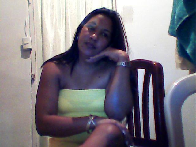 Date this good-looking Dominican Republic girl Miladys from Santo Domingo DO5316