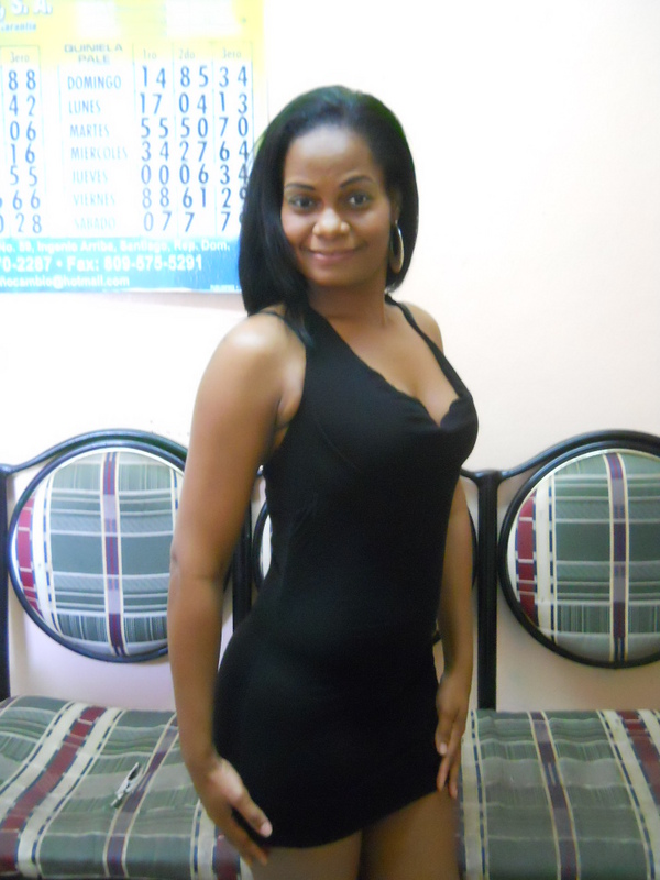 Date this hot Dominican Republic girl Virginia from Santiago DO5387