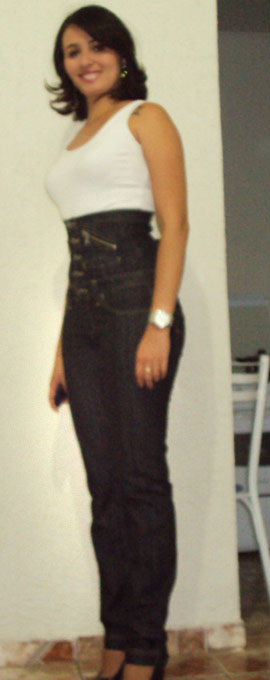 Date this voluptuous Brazil girl Luciana from Goiania BR3854