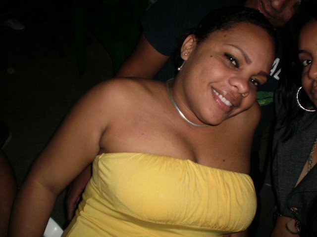 Date this delightful Dominican Republic girl Rosa elena from Mao DO5397