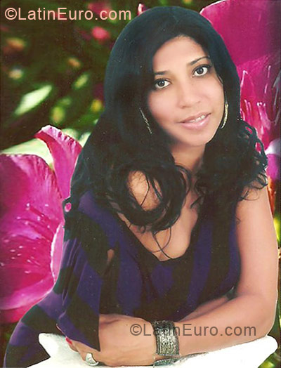 Date this hot Dominican Republic girl Naomi Peralta from Puerto Plata DO5398