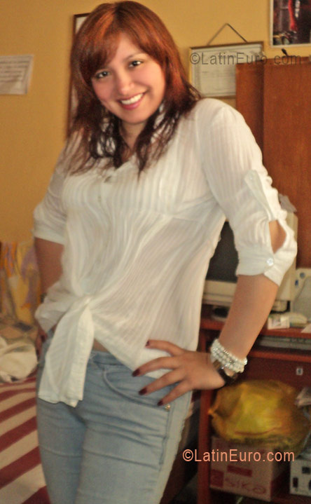 Date this tall Peru girl Evelyn from Lima PE373