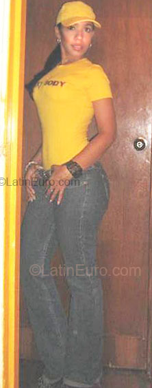 Date this young Venezuela girl Yulimar from Calabozo VE41