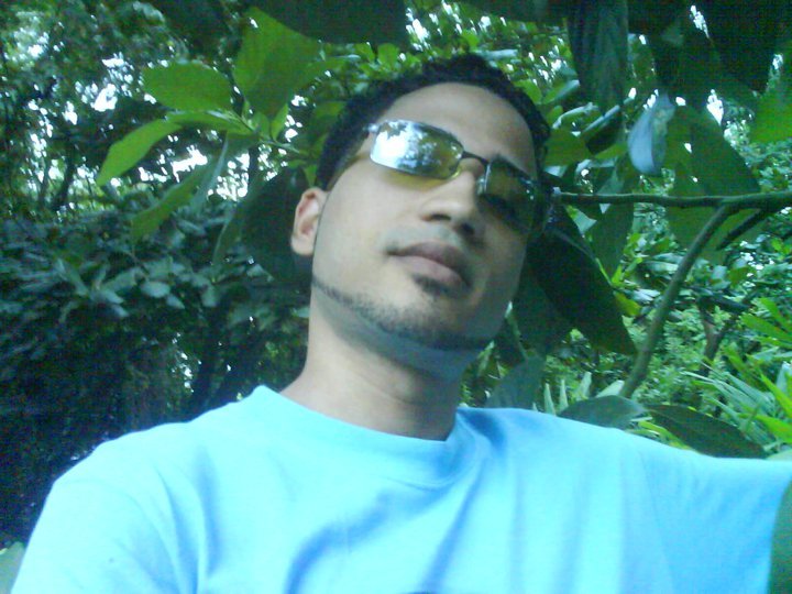 Date this delightful Dominican Republic man Bernardo from Santiago DO5574