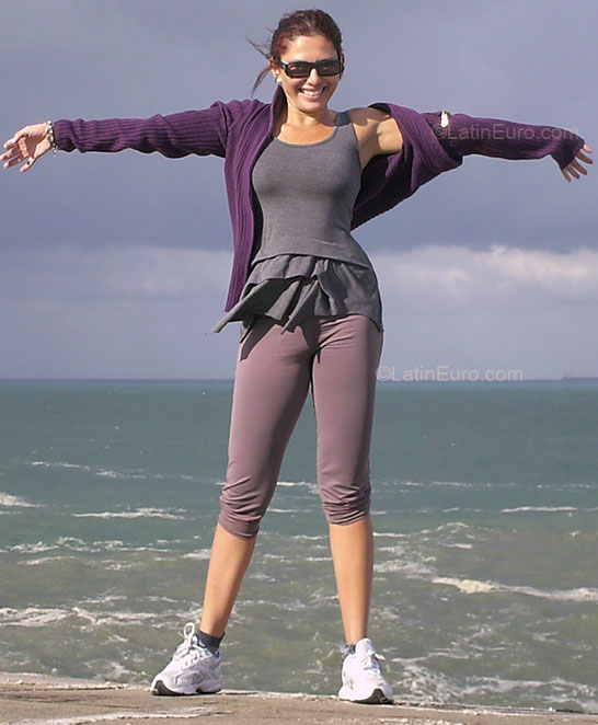 Date this georgeous Brazil girl Jacinta from Fortaleza BR6359