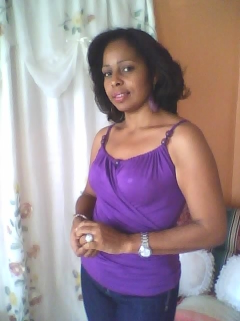 Date this athletic Dominican Republic girl Lily from Santo Domingo DO5671