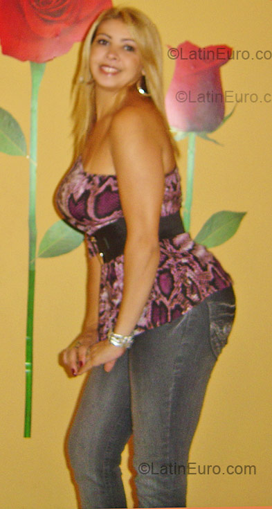 Date this young Brazil girl Adriana from Rio De Janeiro BR4175
