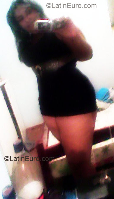 Date this young Brazil girl Shara from Goiania BR4214