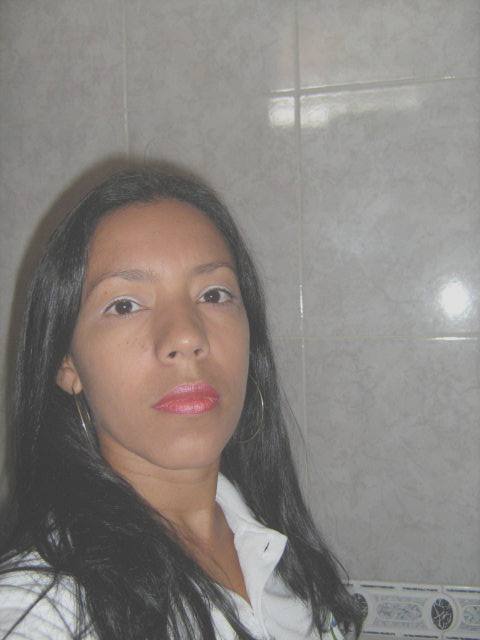 Date this nice looking Venezuela girl Jessica from Calabozo VE43