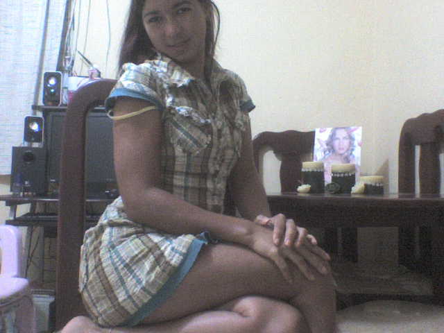 Date this nice looking Dominican Republic girl Yanny from Santo Domingo DO5835