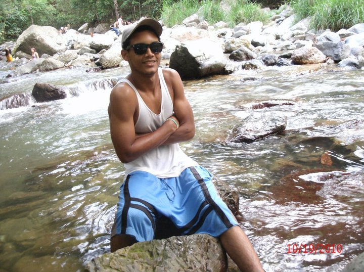 Date this nice looking Dominican Republic man Walin daniel from Bonao DO5920