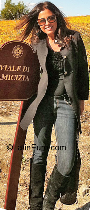 Date this young Brazil girl Ursula from Rio De Janeiro BR4317