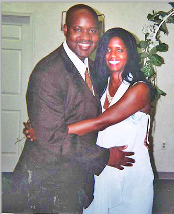 Date this attractive Dominican Republic girl Thanks LatinEuro !!!! from  DO5980