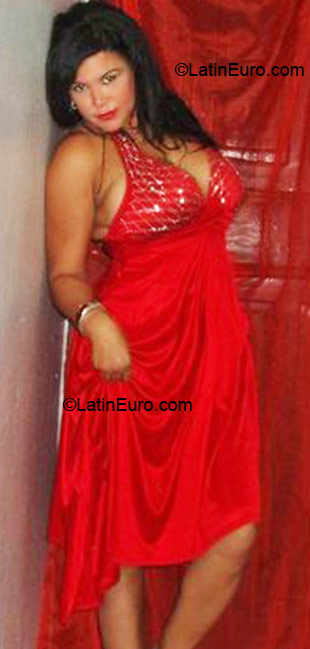 Date this pretty Dominican Republic girl Mariette from San Pedro De Macoris DO5992