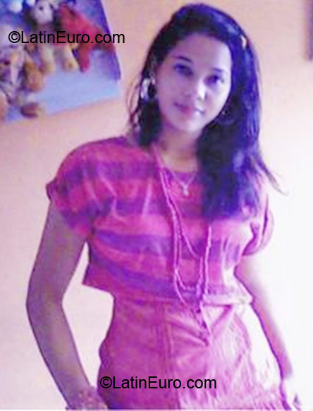 Date this lovely Dominican Republic girl Marlene from Santiago DO6004