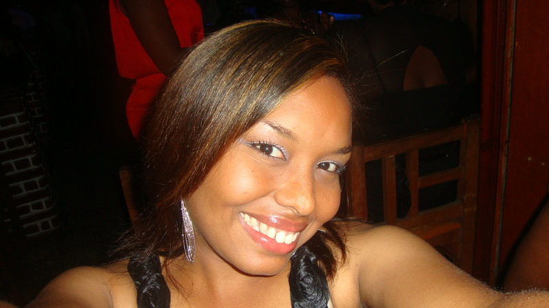 Date this athletic Dominican Republic girl Vivian from Santo Domingo DO6053