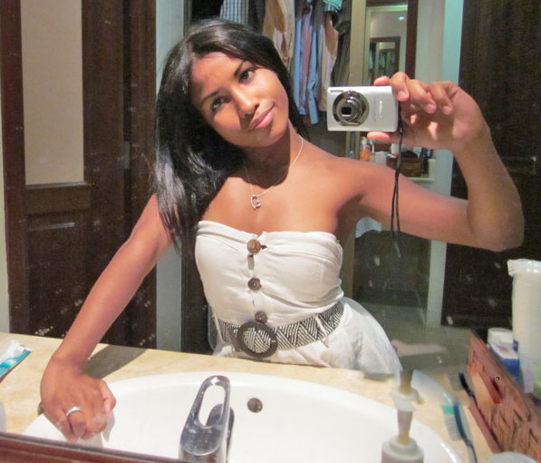 Date this attractive Dominican Republic girl Anyela from Bavaro Punta Cana DO6129